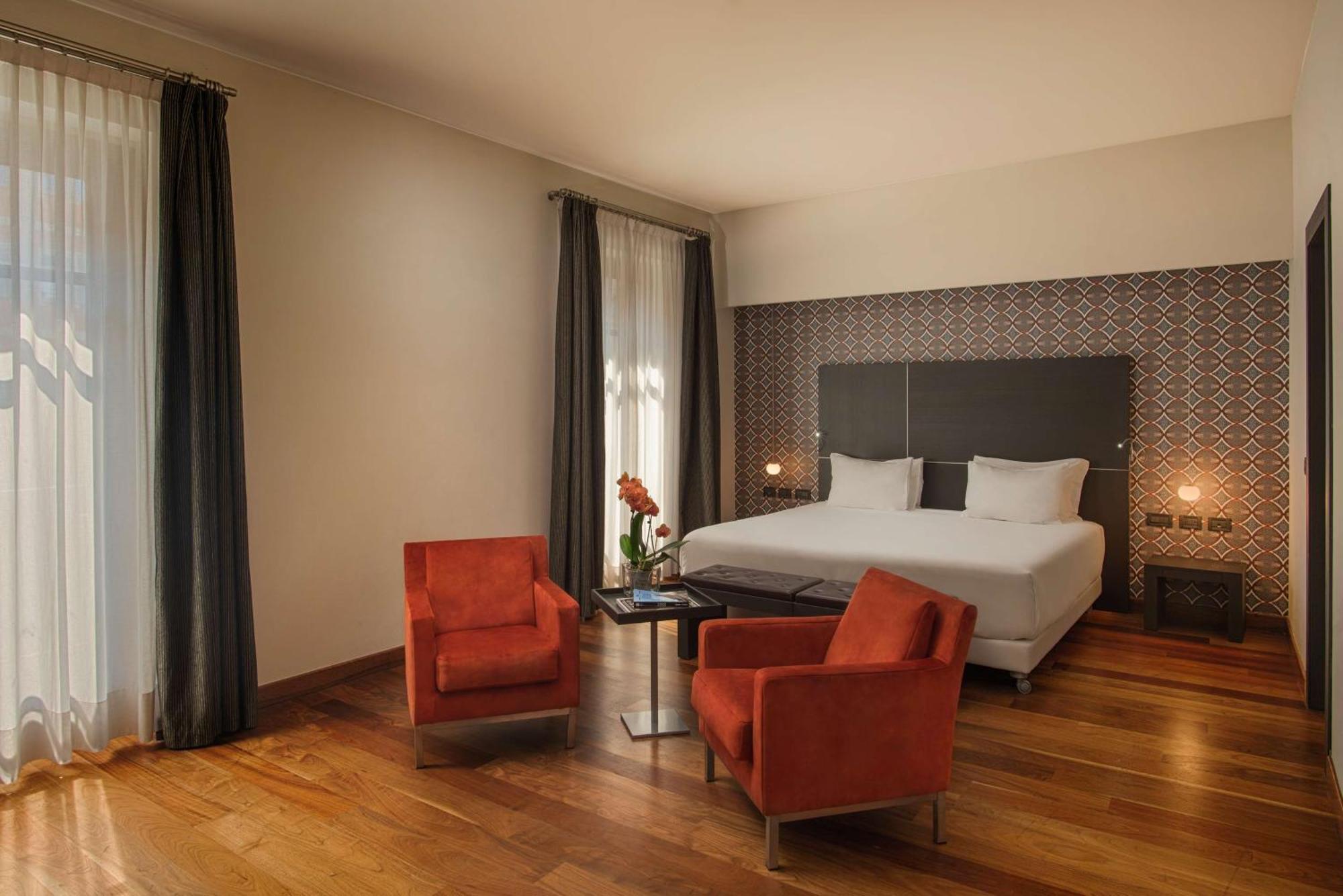 Hotel NH Collection Torino Santo Stefano Esterno foto