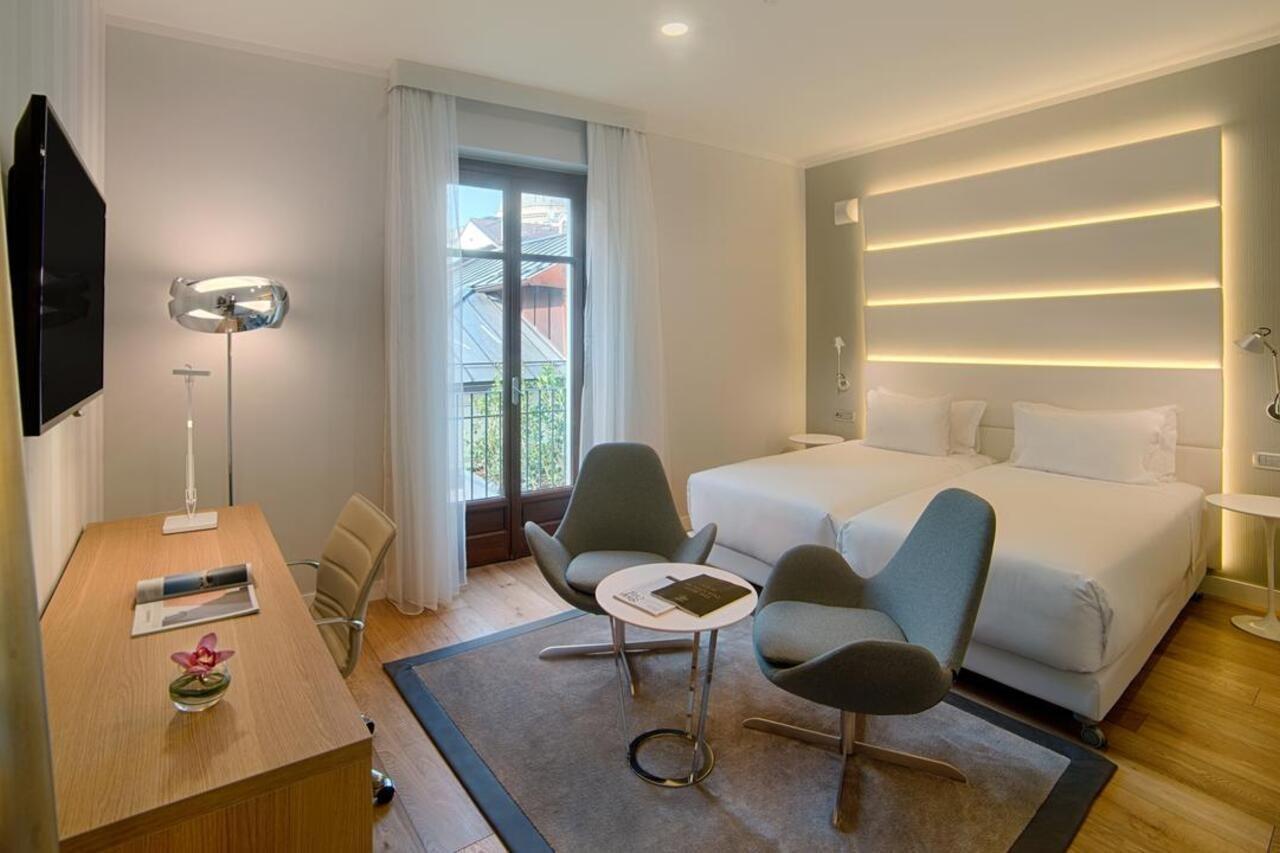 Hotel NH Collection Torino Santo Stefano Esterno foto